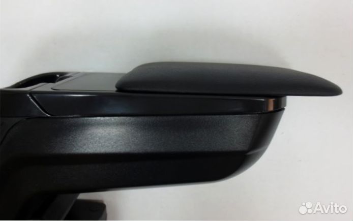 Подлокотник Renault Duster Nissan Terrano