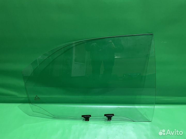 Стекло заднее правое Hyundai Sonata EF 2001-2012