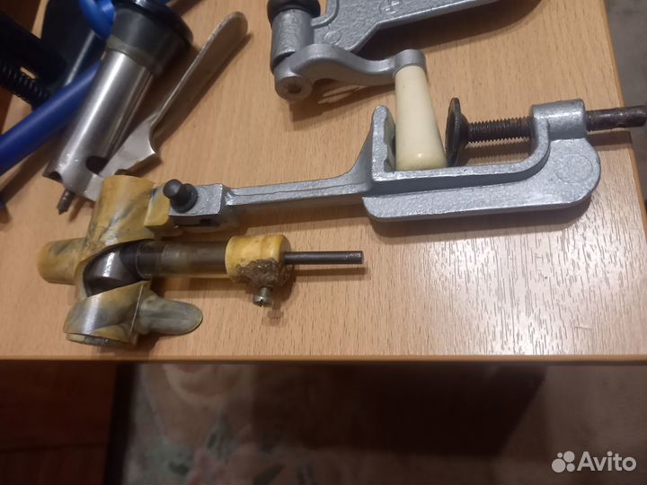 Приборы для снаряжения охотничих патрон