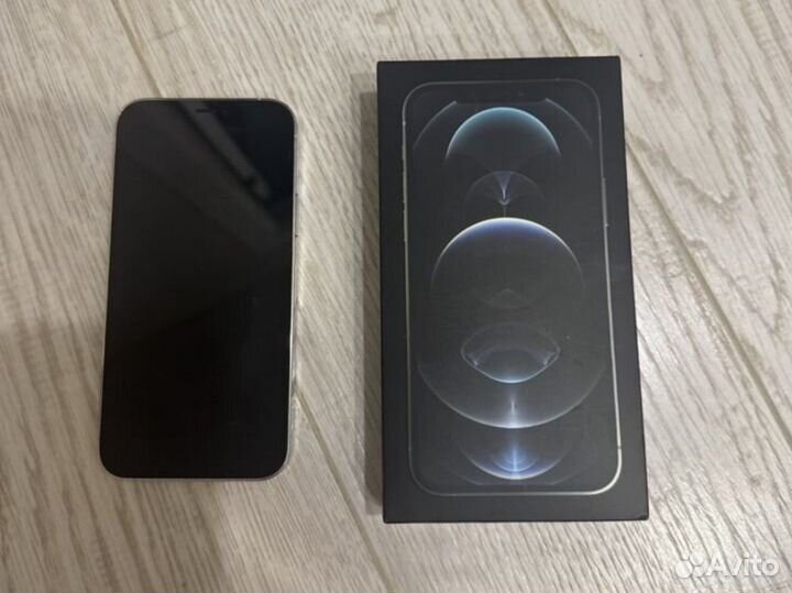 iPhone 12 Pro, 256 ГБ