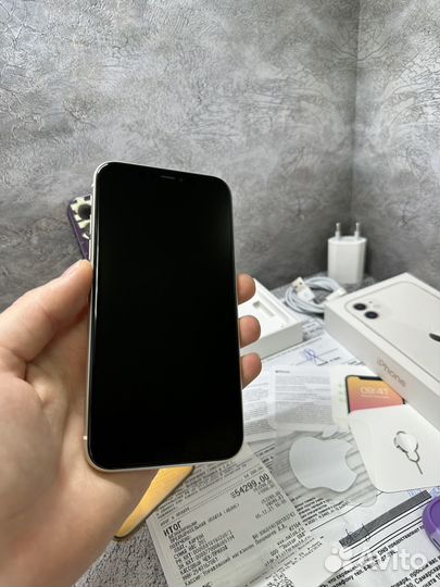 iPhone 11, 256 ГБ