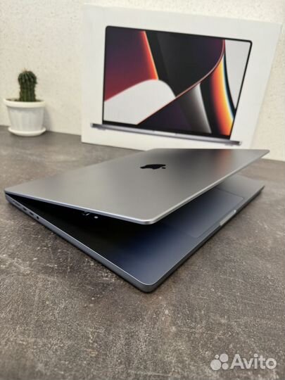 Apple MacBook Pro 16 M1 Pro 2021 32\512GB SSD