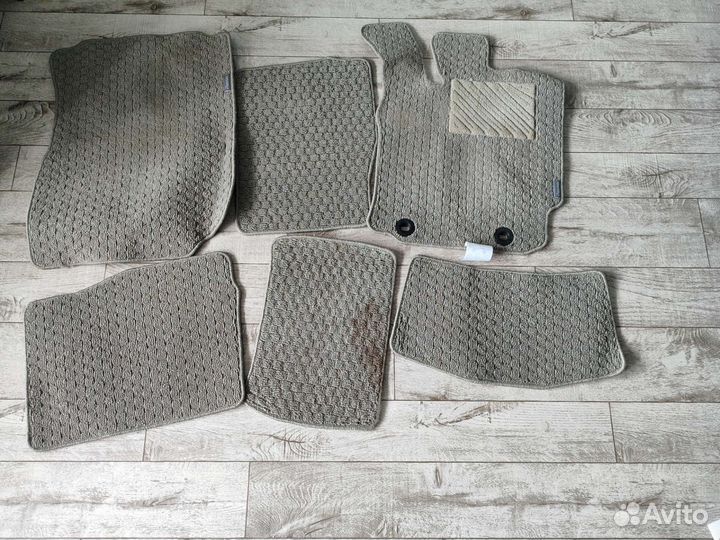 Автомобильные коврики