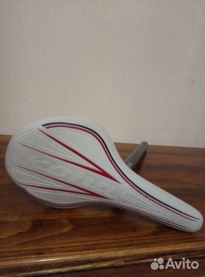 Седло для велосипеда кожаное