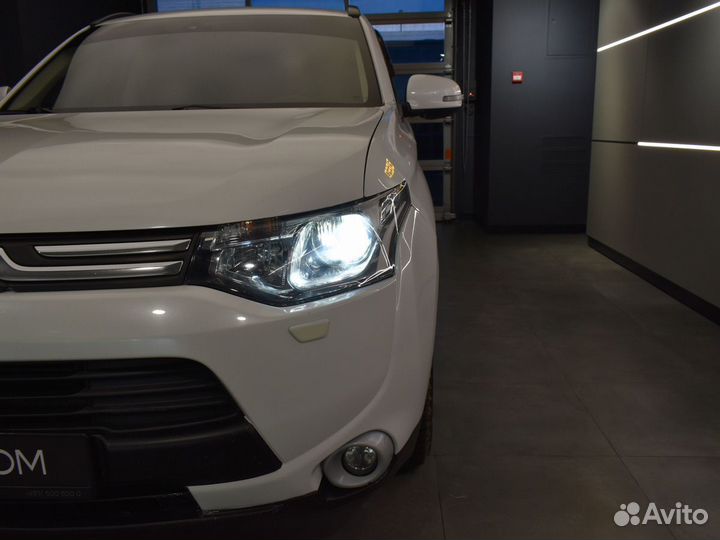 Mitsubishi Outlander 2.4 CVT, 2012, 161 188 км