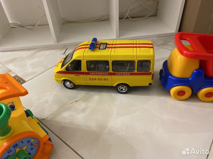 Игрушка автобус