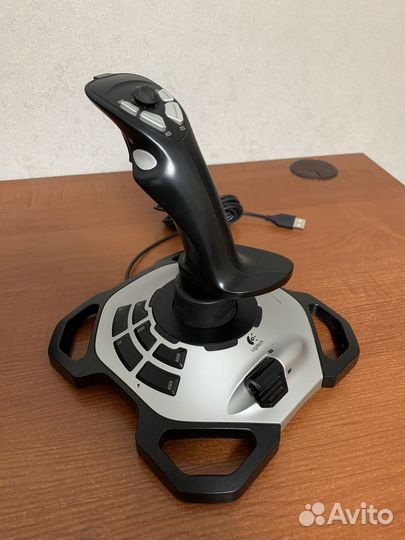 Джойстик Logitech Extreme 3D Pro