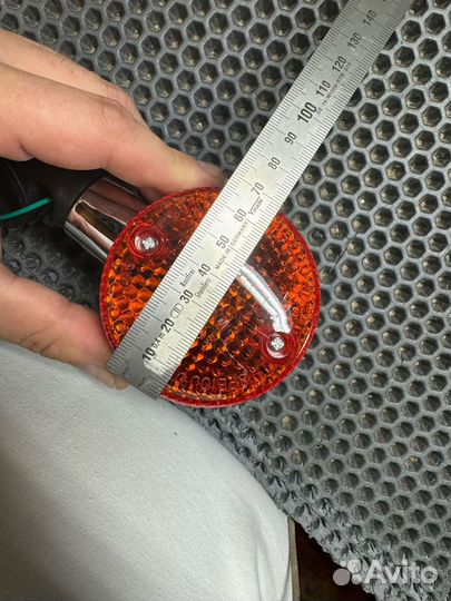 Поворотники передние для мотоцикла на вилку