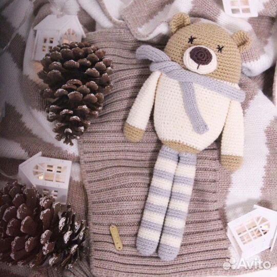 Вязаная игрушка (ручная работа)