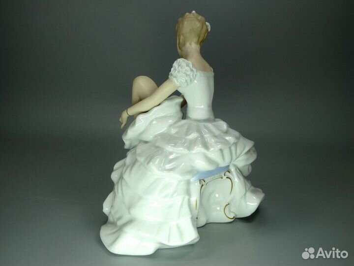 Фарфоровая статуэтка (XXL)