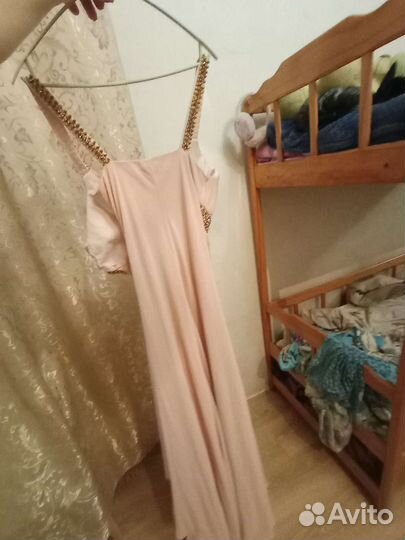 Вечернее платье в пол 42 44