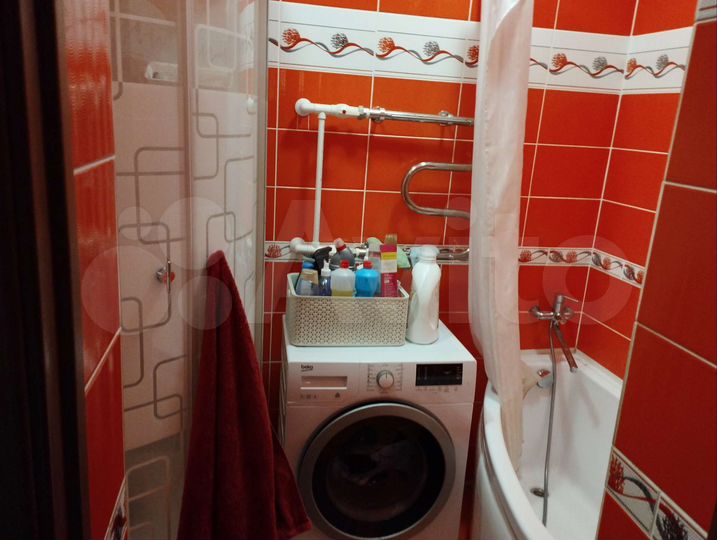 4-к. квартира, 113 м², 1/3 эт.