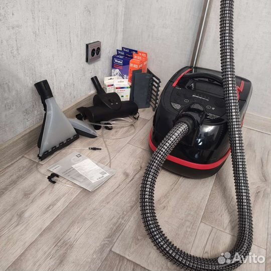 Моющий пылесос Bosch