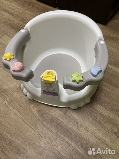 Стульчик для купания в ванной