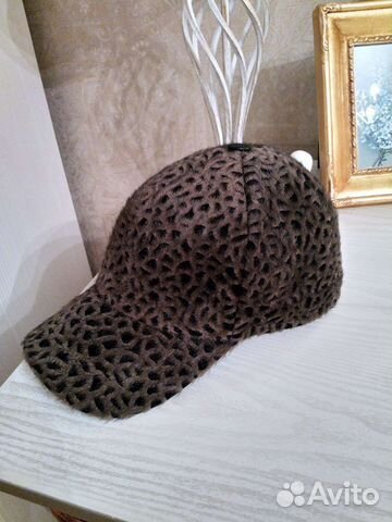 Кепка новая из искусственного меха нерпы
