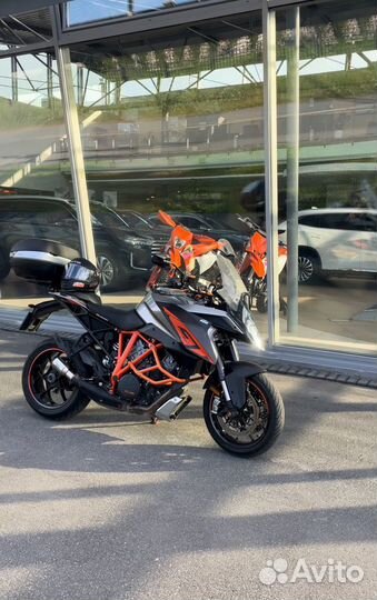 KTM 1290 Super Duke Gt