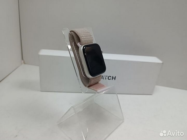 Умные Часы Apple Watch SE 2022 44 мм