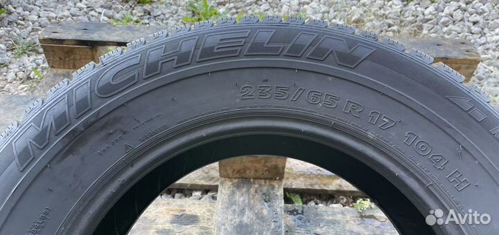 Michelin Pilot Alpin 235/65 R17