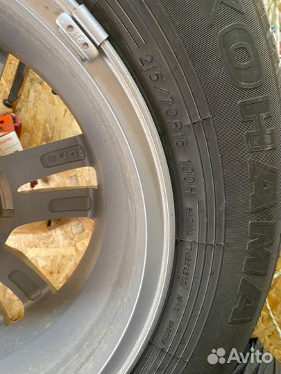 Yokohama geolandar G033 215/70 r16