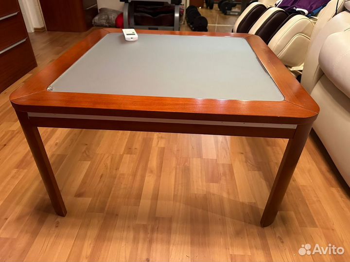 Журнальный столик