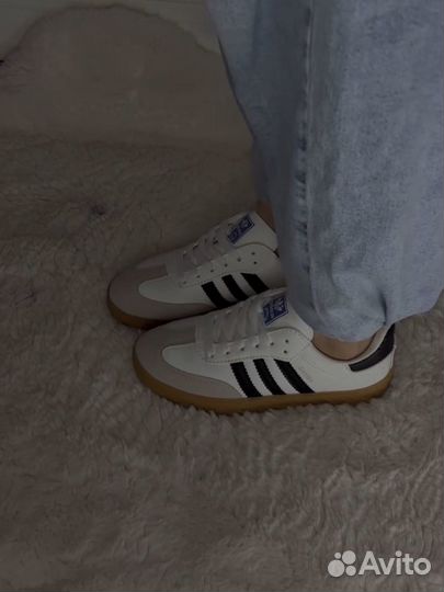 Кроссовки adidas samba