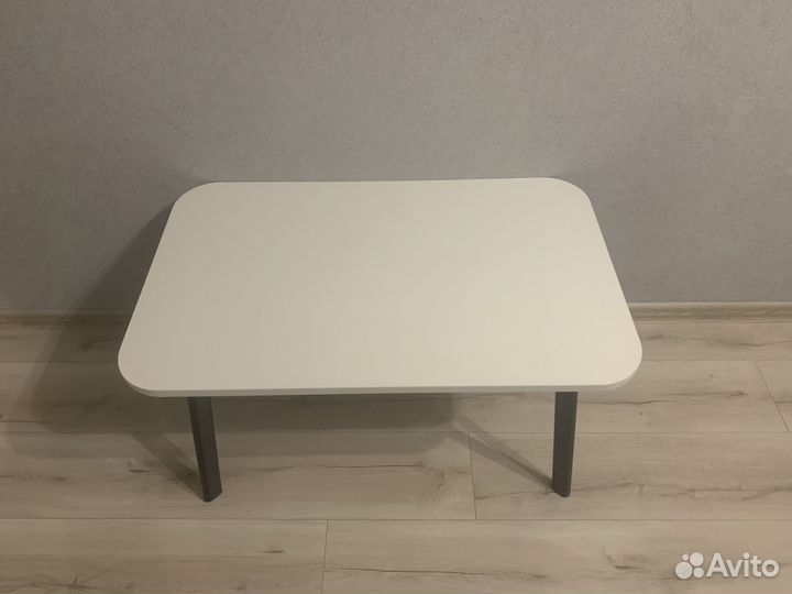 Письменный стол