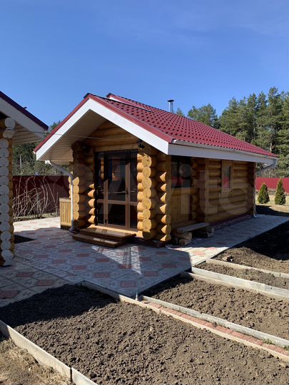 Дом 198 м² на участке 15 сот.