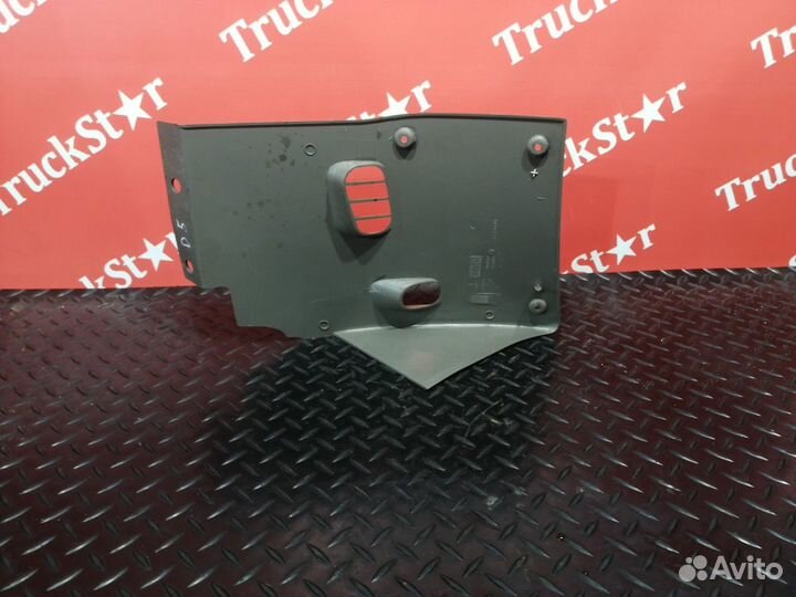 Накладка на торпедо Daf XF105, Daf XF95