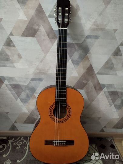 Классическая гитара шестиструнная