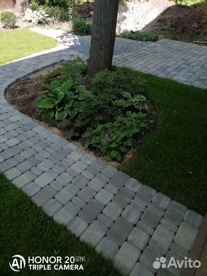 Укладка тротуарной плитки брусчатки