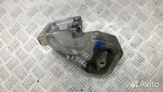 Подушка двигателя дизельная jeep grand cherokee WK