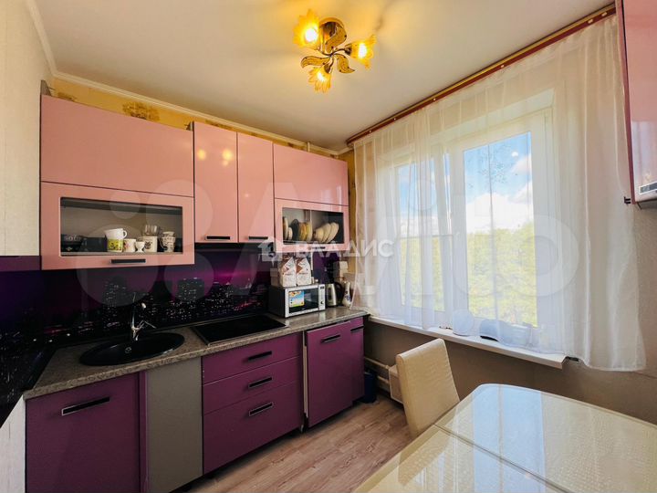 3-к. квартира, 60 м², 8/9 эт.