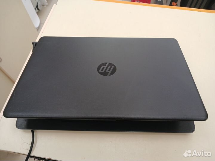 Ноутбук HP 15BW064 (спр)