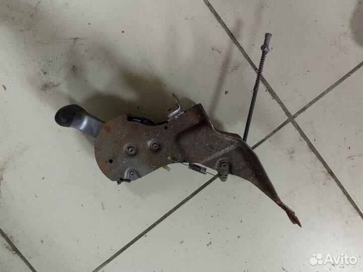 Рычаг стояночного тормоза Honda CR-V III