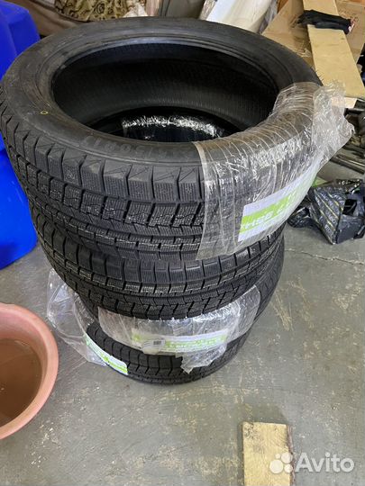 Rapid Freeze S1 215/50 R17 95