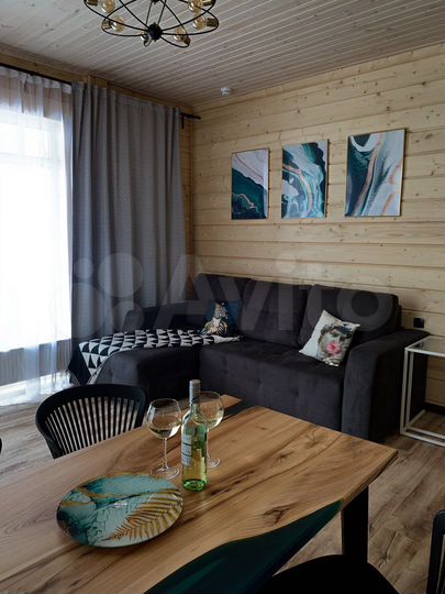 2-к. квартира, 60 м², 1/3 эт.