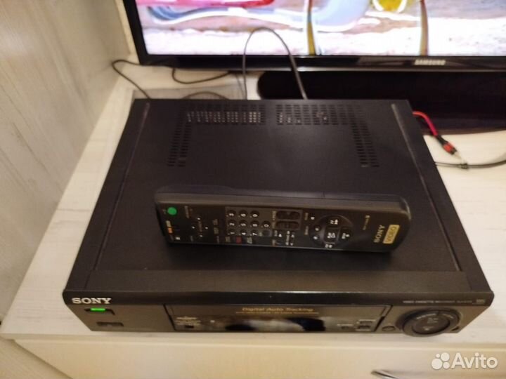Видеомагнитофон sony