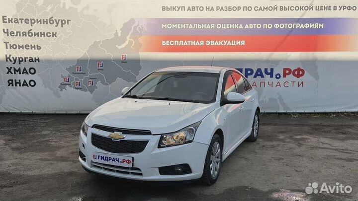 Зеркало правое электрическое Chevrolet Cruze 19258658