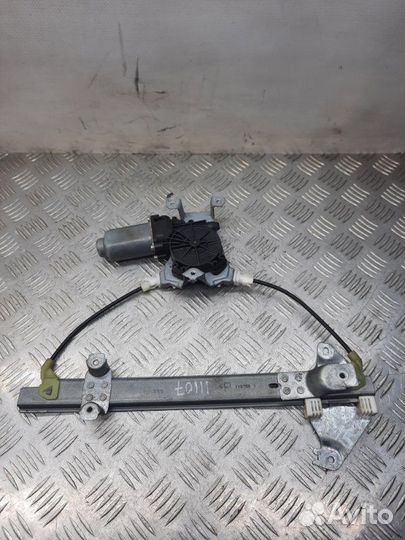 Стеклоподъемник электрический задний левый Nissan