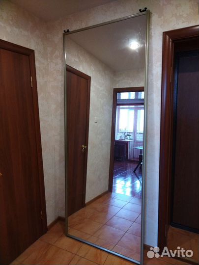 Зеркальная дверь от шкафа купе