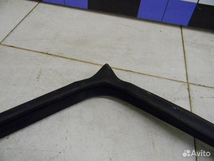 Уплотнитель (внутри) X-Trail (T30) 2001-2006