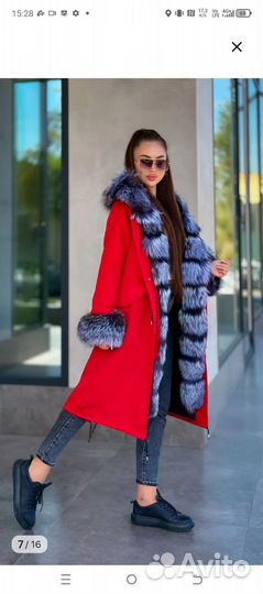 Парка новая,женская,капюшон