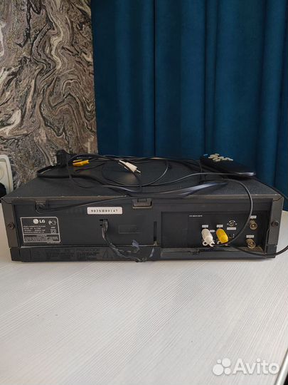 Видео магнитофон LG