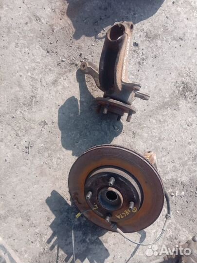 Поворотный кулак Форд Фокус Фьюжн Фиеста