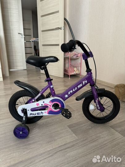 Велосипед детский 4 колесный