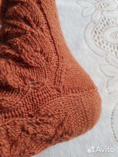 Носки с ажурным узором 