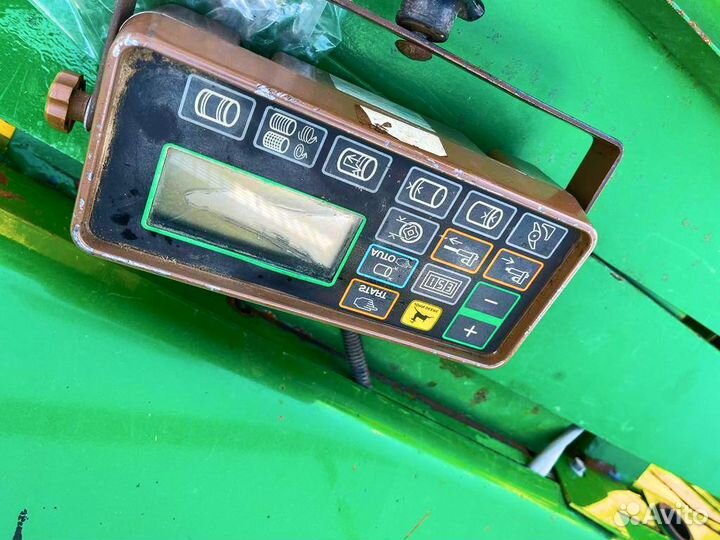 Пресс-подборщик John Deere 590, 2015