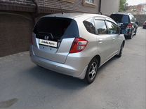 Honda Fit 1.3 MT, 2010, 56 000 км, с пробегом, цена 400 000 руб.