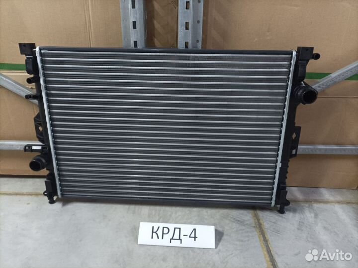Радиатор двс Ford Mondeo 4 2006-2014