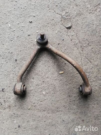 Рычаг передний левый верхний Kia Sorento BL